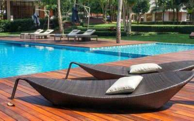 Terrasse bois : mieux qu'une bâche, un saturateur deux fois par an